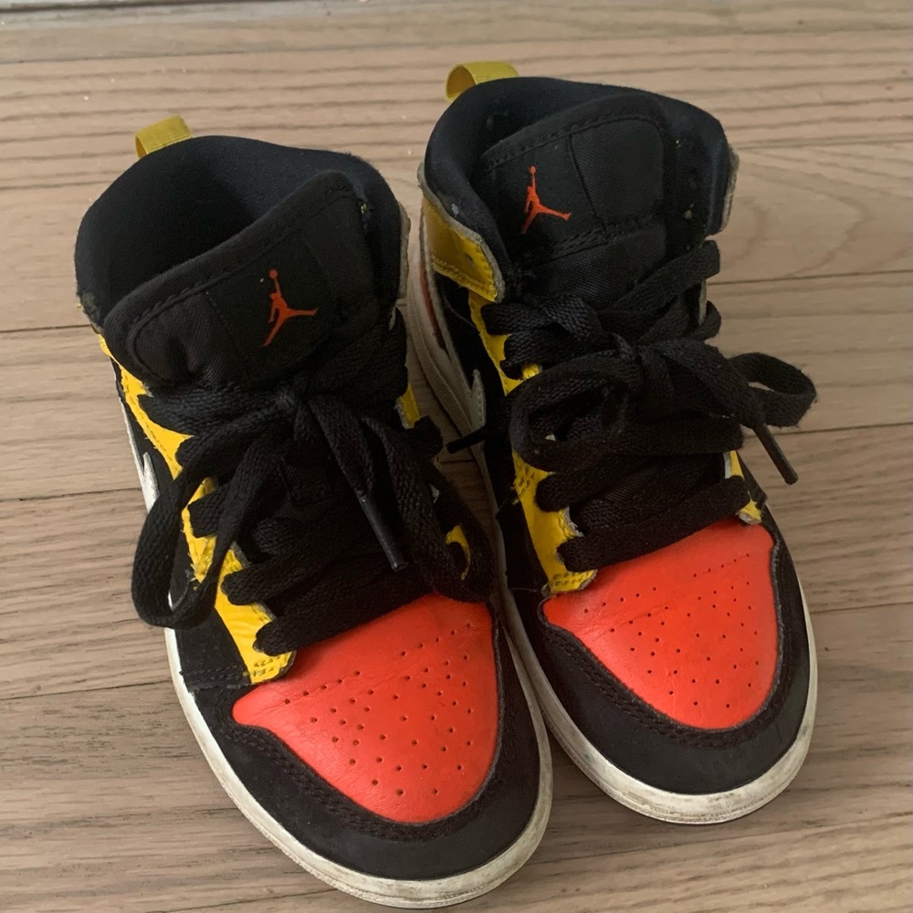 Jordan Mid sneakers kids size 11c